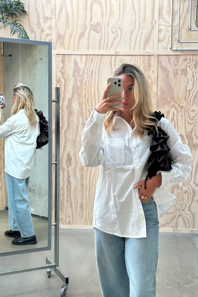 Alex Unisex Shirt - White - OpéraSPORT