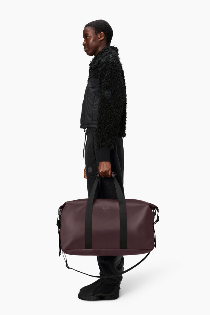 Hilo Weekend Bag W3 - Depth - Rains