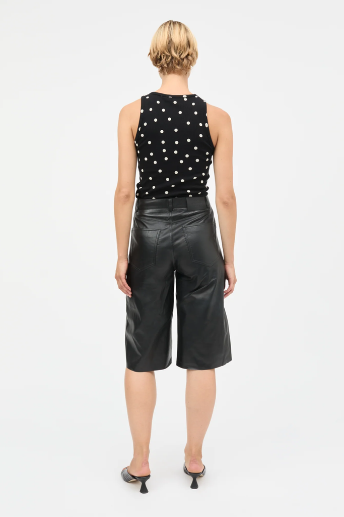 2x2 Cotton Addie Top AOP - Dot AOP Black - Mads Nørgaard