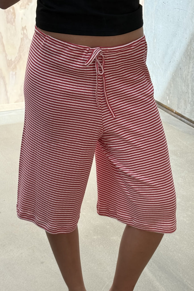 NPS Nova Shorts Fine Stripe - Red/Ecru - Nørgaard på Strøget