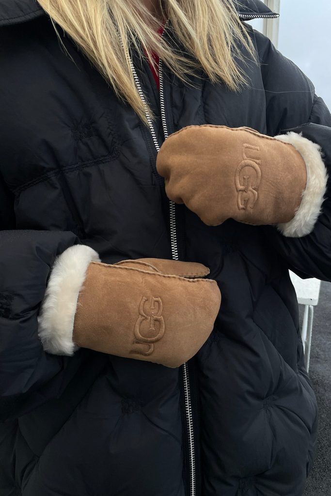 W Sheepskin Embroider Mitten - Chestnut - UGG