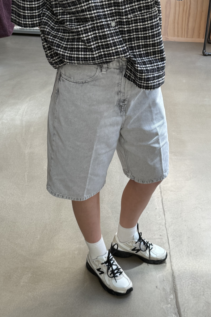 W' Brandon Short I036530 - Black Chalk Wash - Carhartt WIP