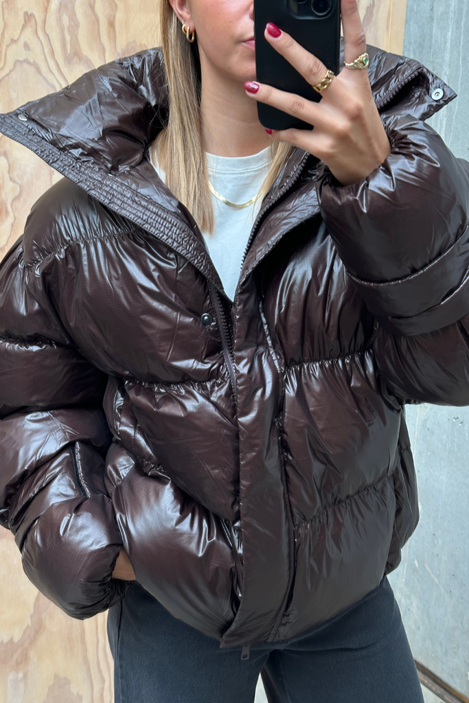 Active Collar Jacket - Chocolate Torte - Oval Square