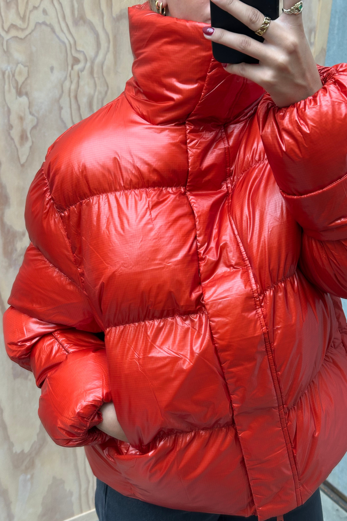 Active Collar Jacket - Rust Red - Oval Square