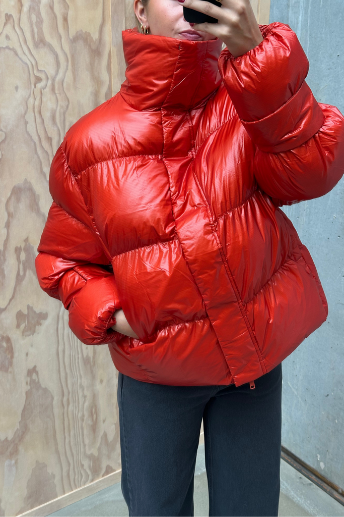 Active Collar Jacket - Rust Red - Oval Square
