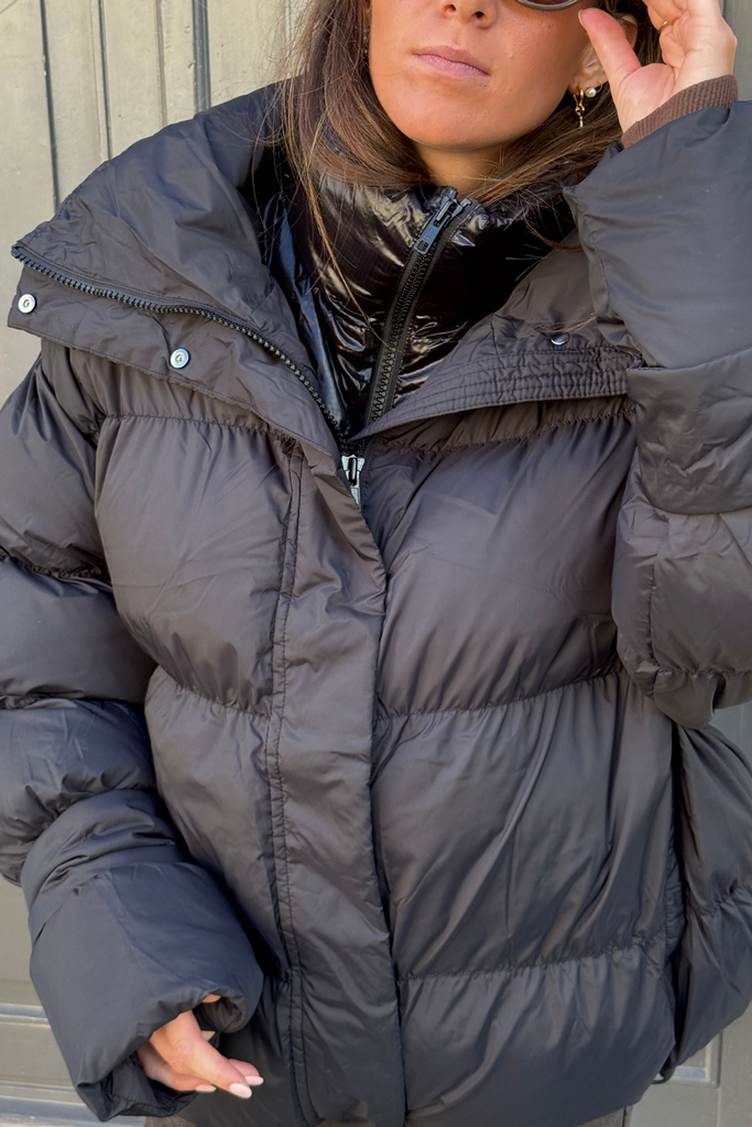 Aki double Collar Jacket - Black - Oval Square
