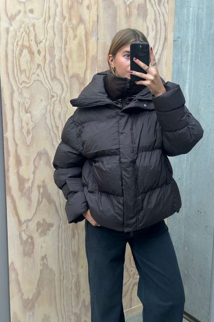 Aki double Collar Jacket - Chocolate Torte - Oval Square
