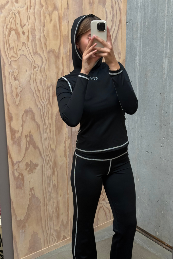 AliRS Hoodie Blouse - Black - Résumé