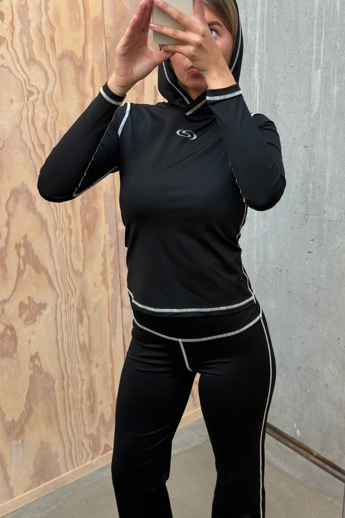 AliRS Hoodie Blouse - Black - Résumé