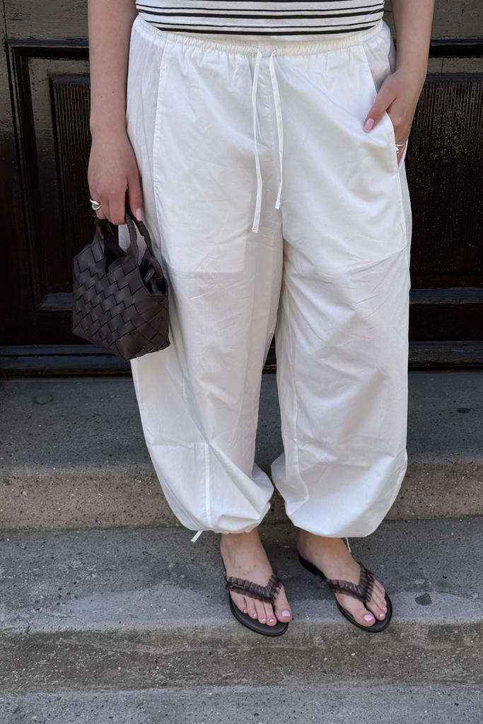 Ankers Balloon Pants - White - byQNTS