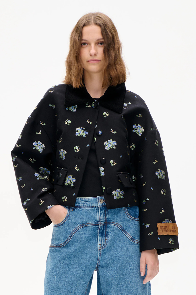 Bebeth Jacket - Black Small Flower - Baum und Pferdgarten