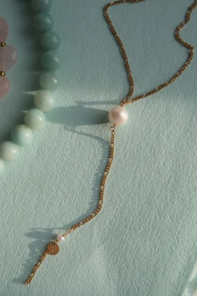 Callas Y-Shape Necklace - Gold - Stine A