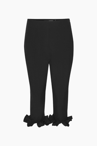 Capri Ruffle Pants - Black - ROTATE