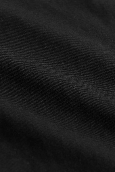 Classic Fit T-shirt - Black - bareen