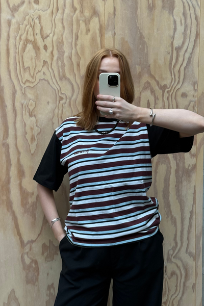 Claude Unisex T-shirt - Stripe - OpéraSPORT