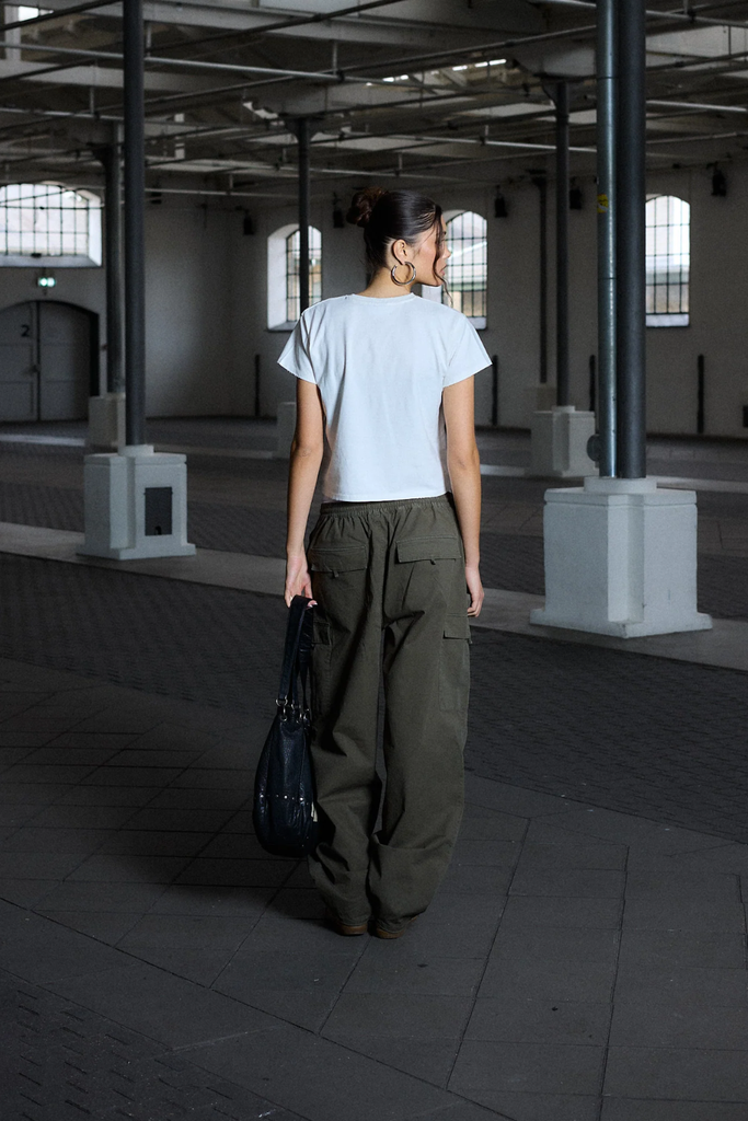 Cropped Women's Tee - White - Bareen