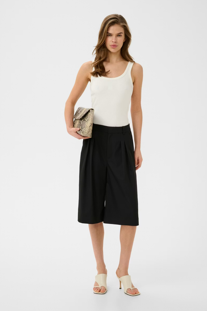 GZpaula HW Wide Shorts - Black - Gestuz