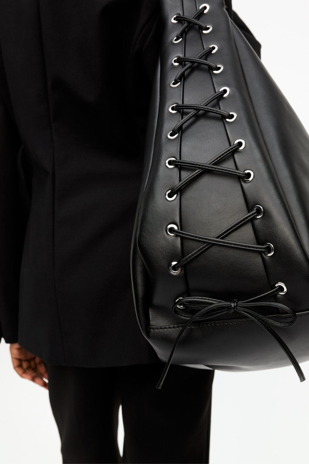 Ganni Bou Bag Hobo XXL A6639 - Black - GANNI