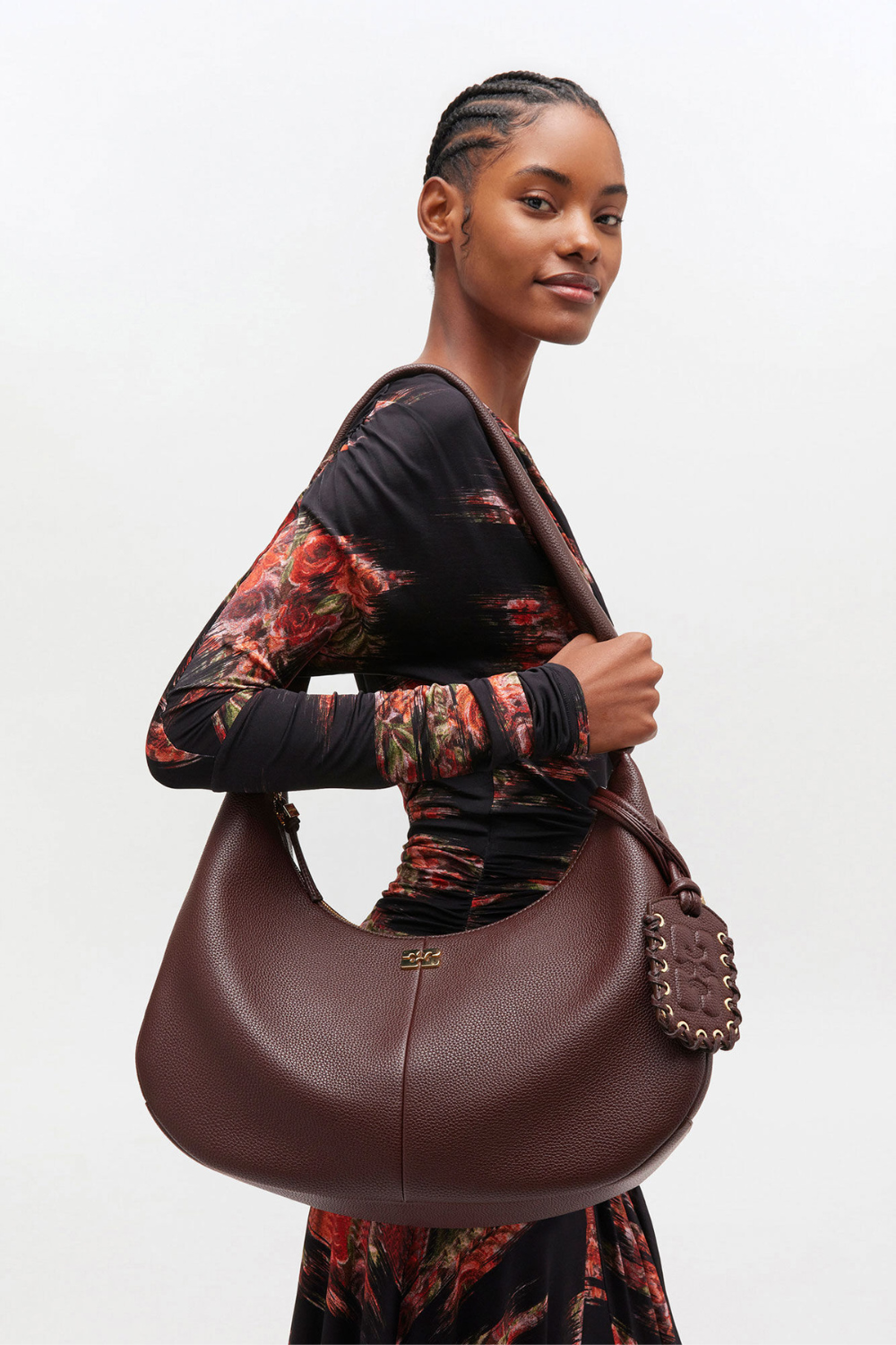 Hobo Medium Grained A7298 - Chicory Coffee - GANNI