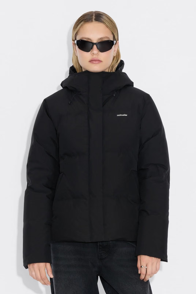 Besseggen Lt Short Jacket - Black - Holzweiler