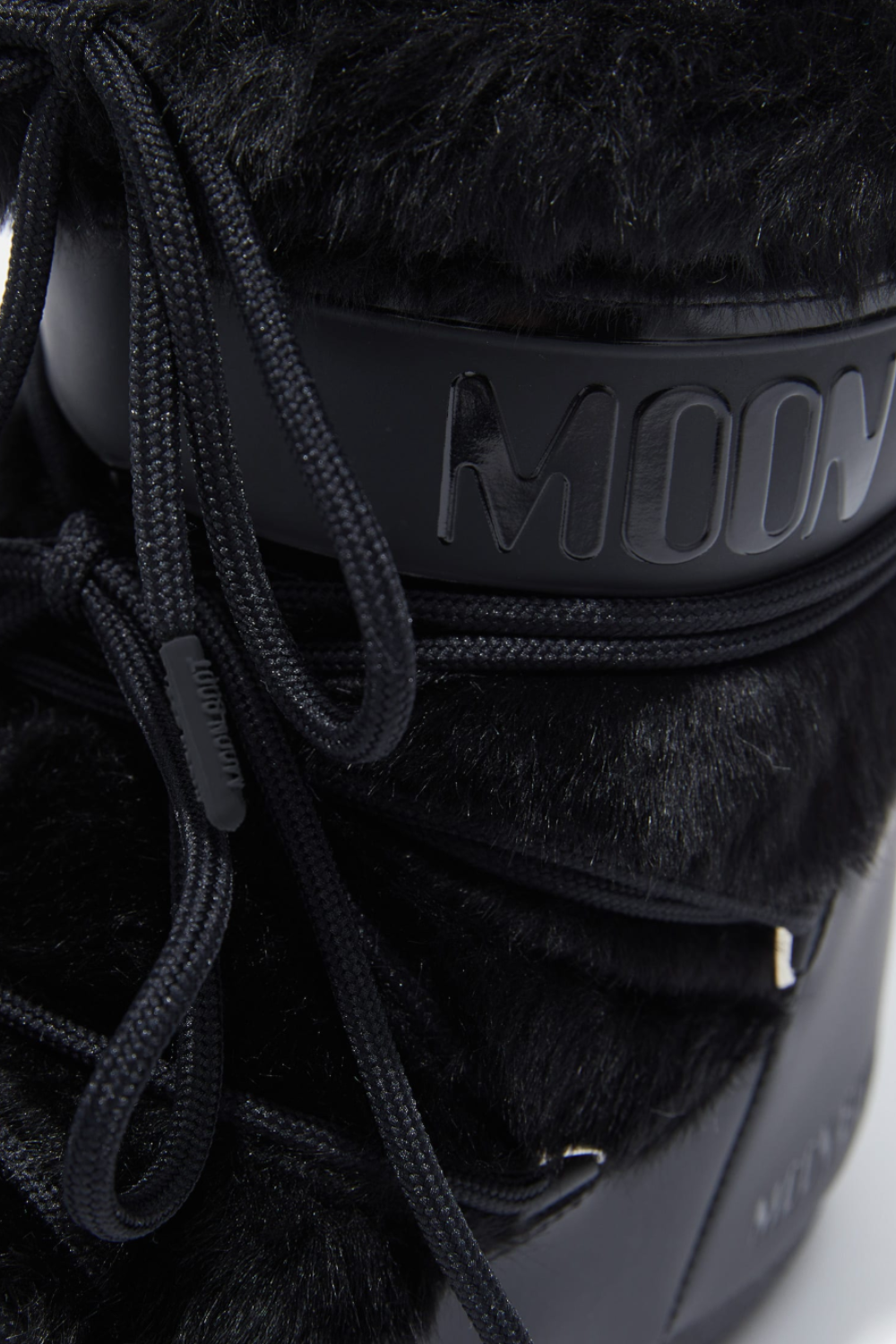 Icon Low Faux Fur Boots - Black - Moon Boot