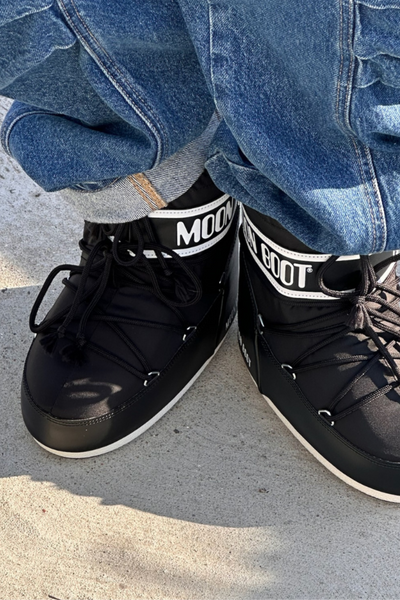 Astir W - ftwwht / cblack / acired - Adidas Originals