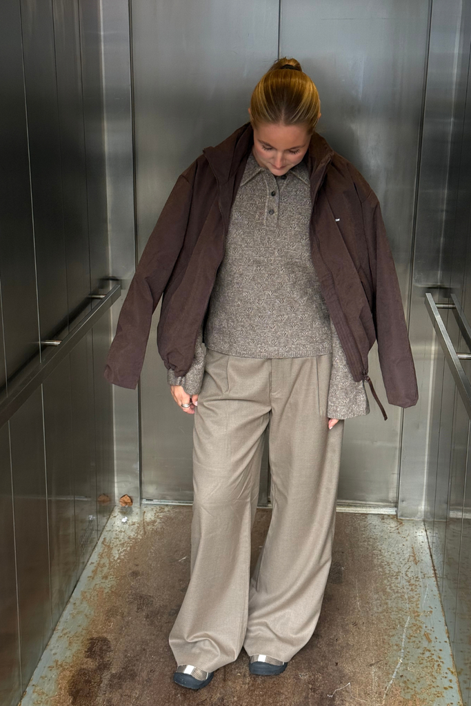 Jackie Polo Sweater - Taupe - Holzweiler