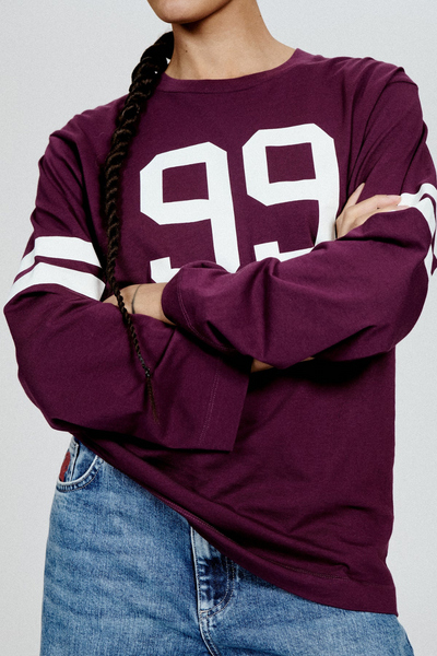 Jeevana Top - Italian Plum 99 - Baum und Pferdgarten