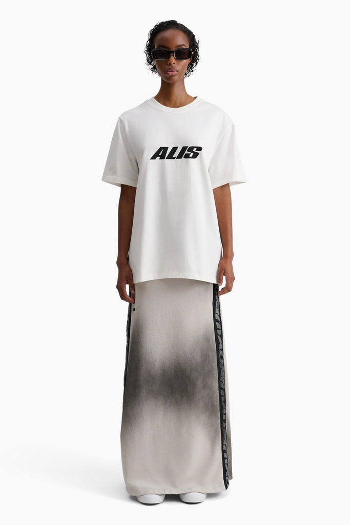 Jeron Essential T-shirt w/ Chest Logo - Solid White - ALIS