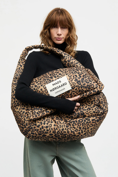 Light Ripstop Pillow AOP Bomb Bag - Leo AOP - Mads Nørgaard-1