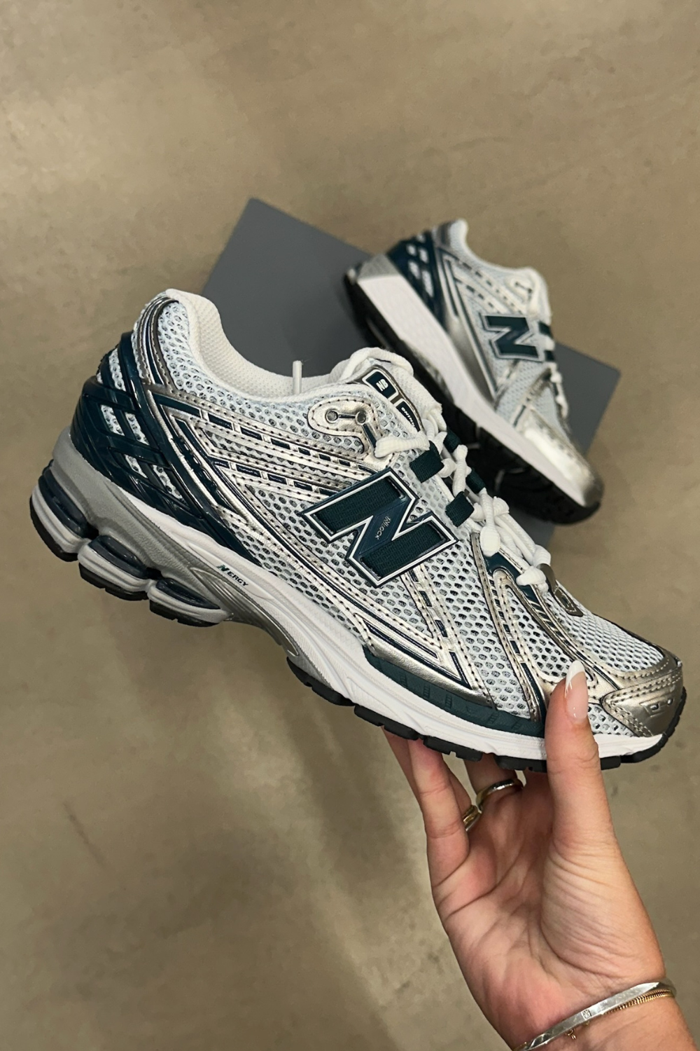 M1906RCE - Silver Metallic/ Deep Ocean - New Balance-8