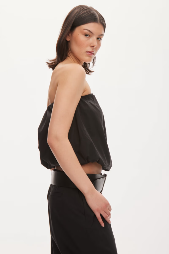 Miku Top - Black - Oval Square