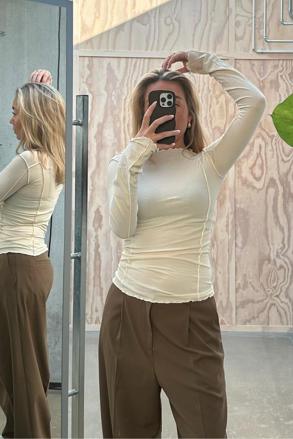 Omato Long Sleeve Tee Organic Cotton Rib - Off White - Baserange-5