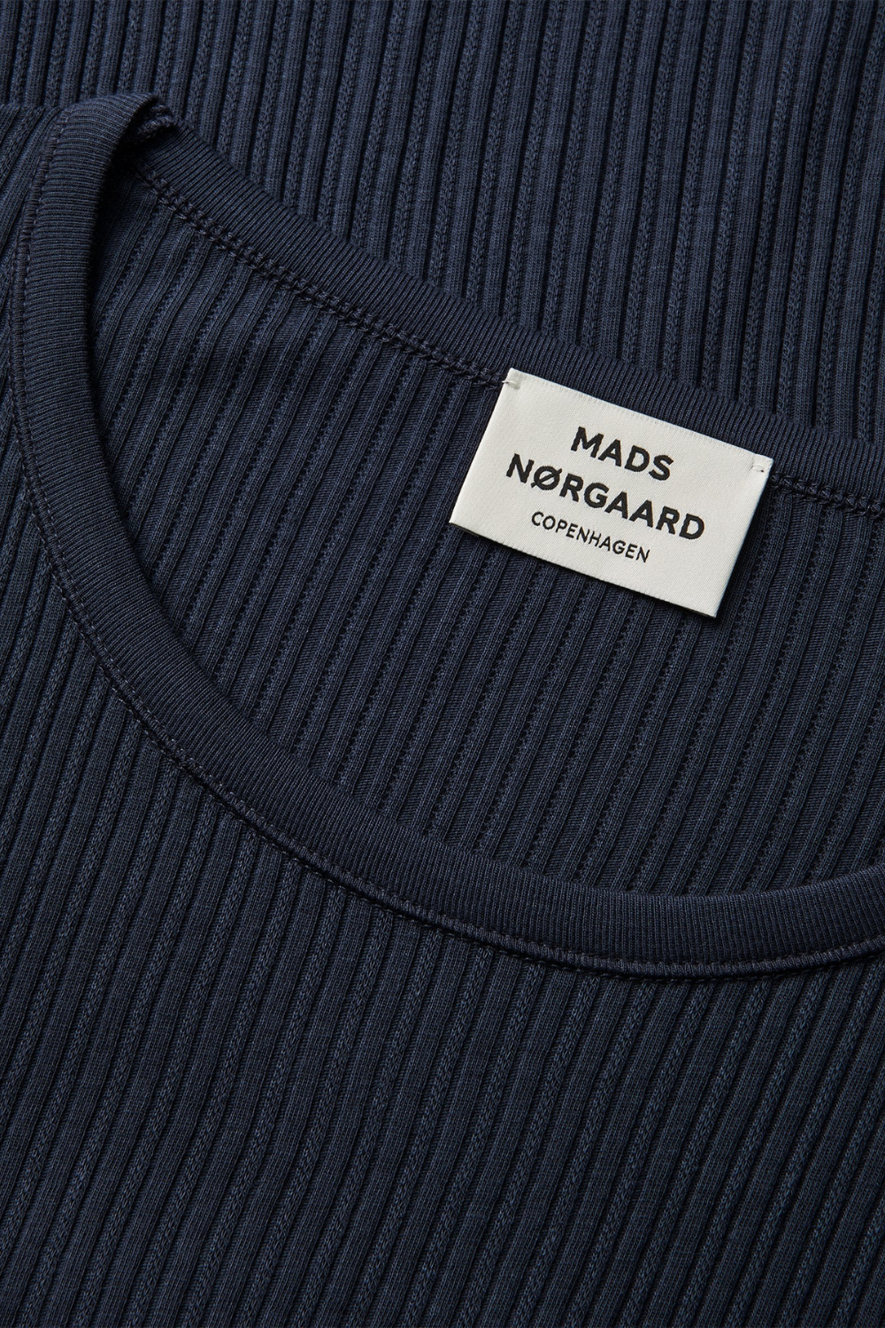 -Pointella Trixy Tee - Pariasian Night - Mads Nørgaard-3