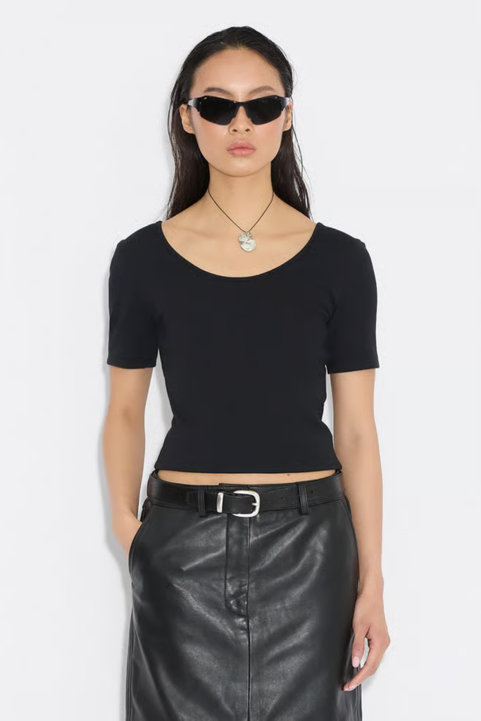 Rib Open Neck Tee - Black - Holzweiler