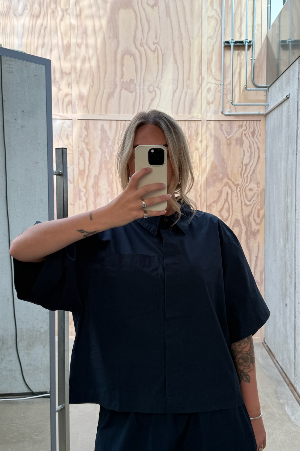 SS Shirt - Navy - byQNTS