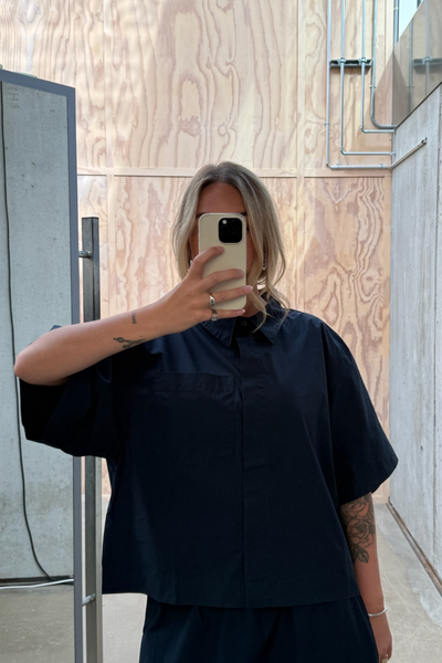 SS Shirt - Navy - byQNTS