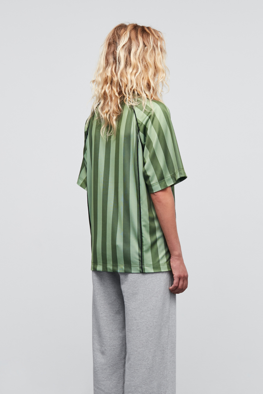 Shiny Sport Manna Tee - Leaf Cover/Oil Green - Mads Nørgaard