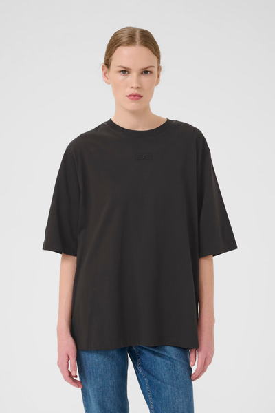 SimmaGZ Emb Tee - Black - Gestuz