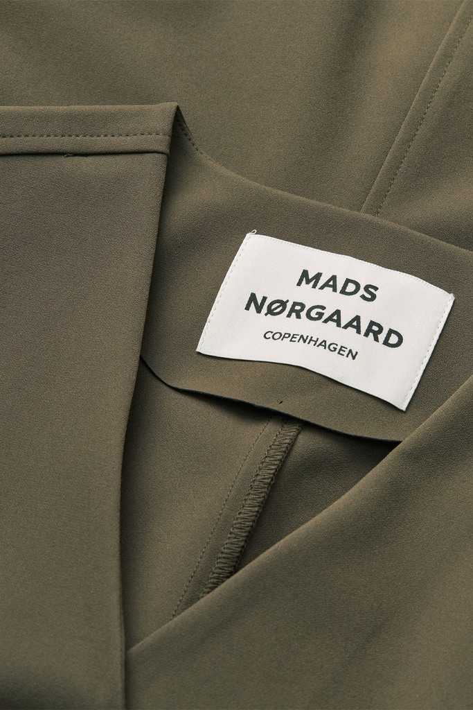 Stretchy Nylon Sara Jacket - Tarmac - Mads Nørgaard