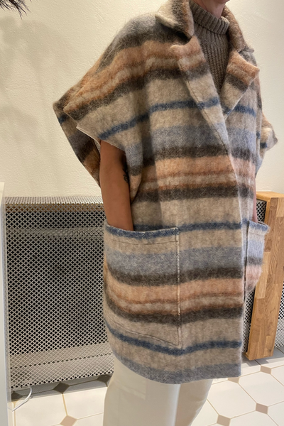 The Cape - Creamy Grey Stripe - H2O Fagerholt