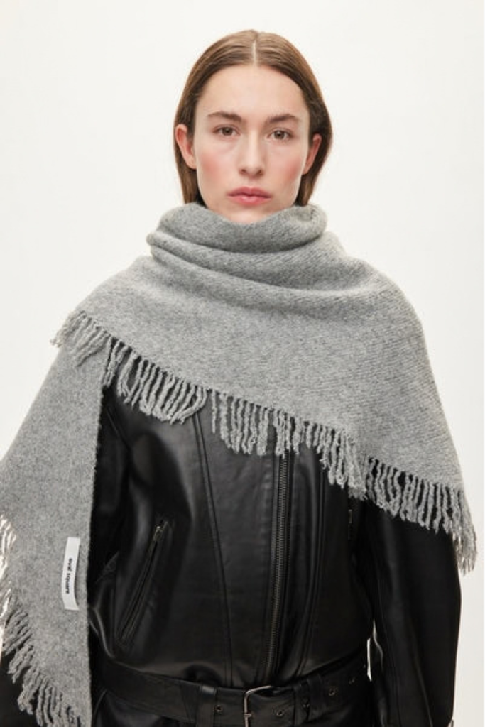 Triangle Scarf - Grey Melange - Oval Square