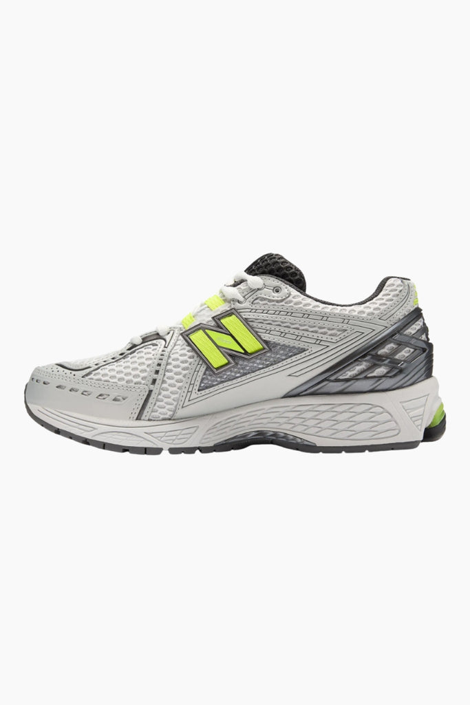 U190652H - Light Silver Metallic - New Balance