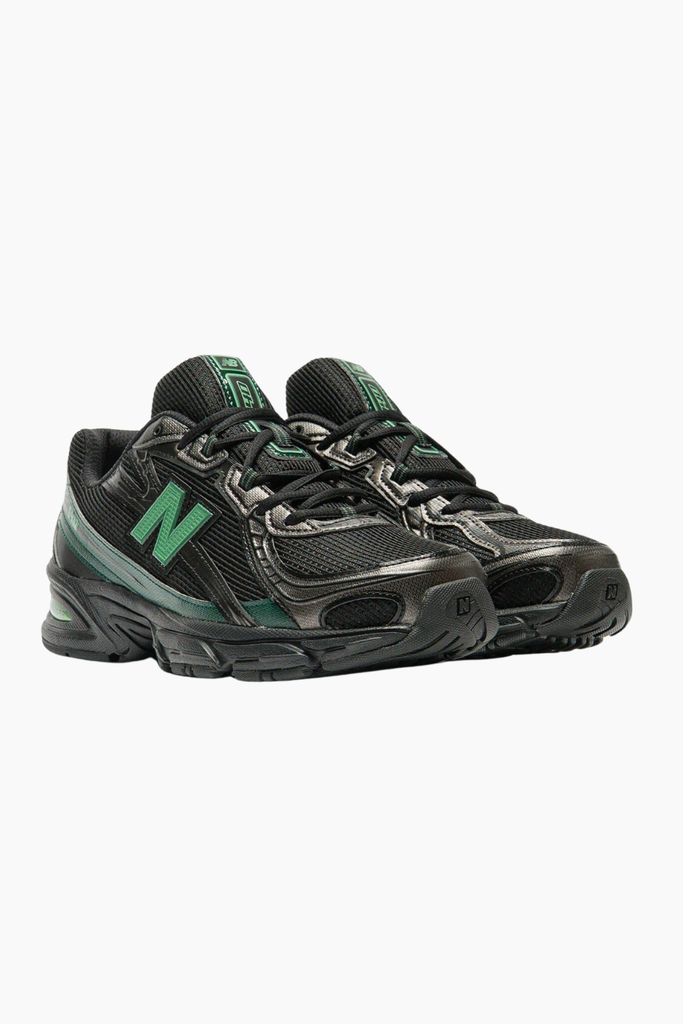 U7407T3 - Black/Nordic Green - New Balance