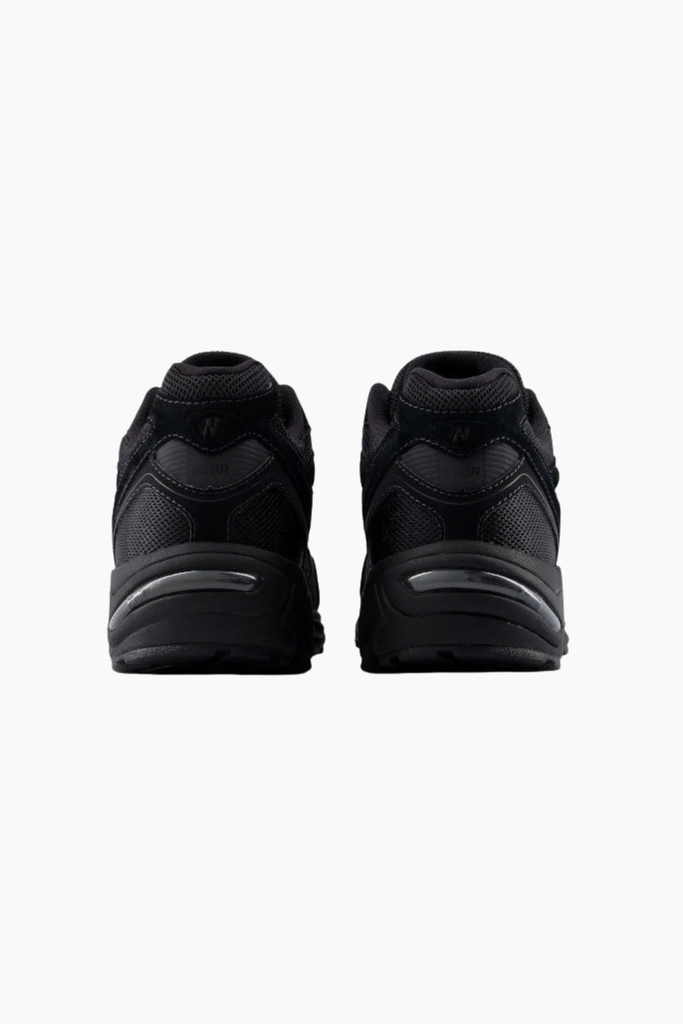 U880R3PC - Black/Black - New Balance