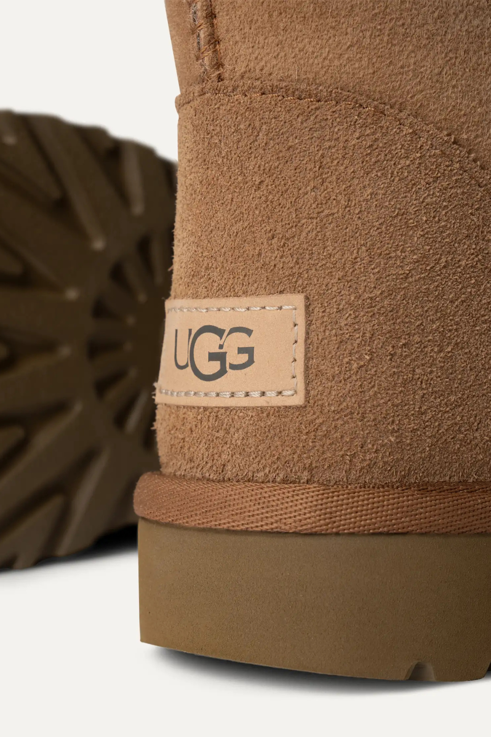 W Classic Tall II - Chestnut - UGG