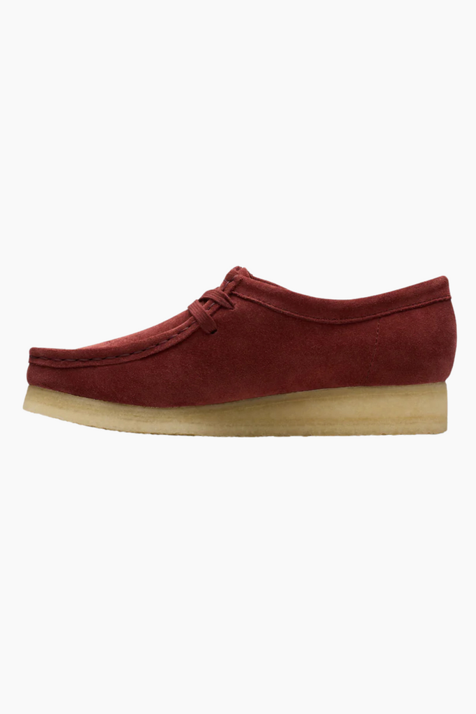 Wallabee. D - Deep Red Sde - Clarks