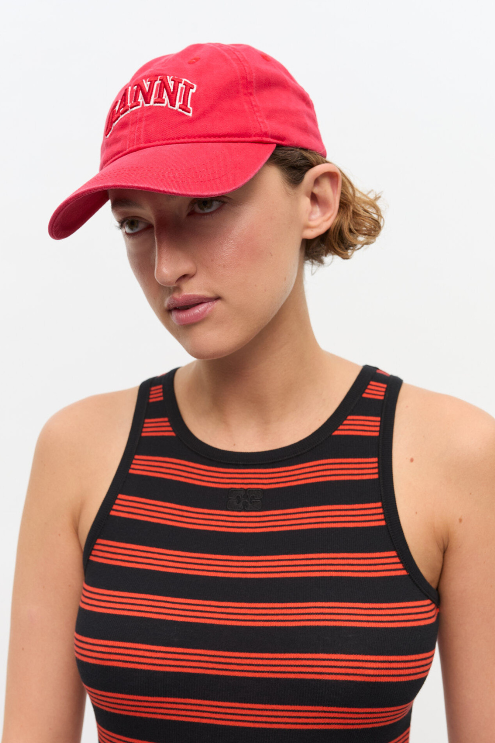 Washed Cotton Canvas Cap A6903 - Fiery Red - GANNI