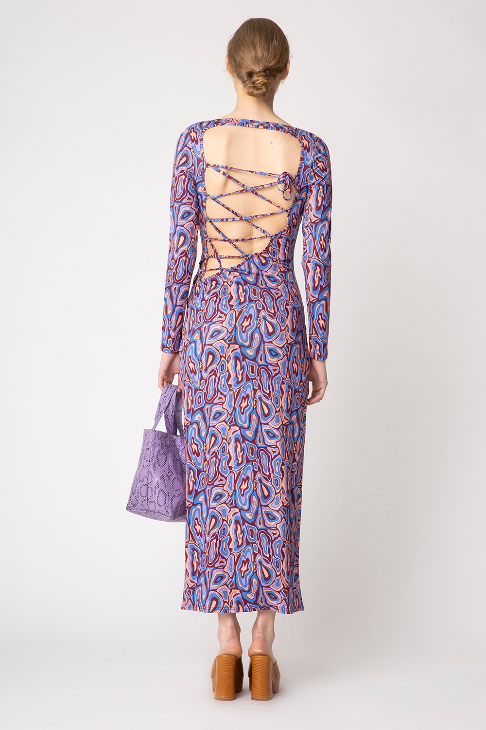 NovaleeRS Dress - Burgundy - Résumé