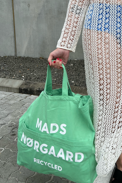 Återvunnet boutique Athene - Scarab - Mads Nørgaard